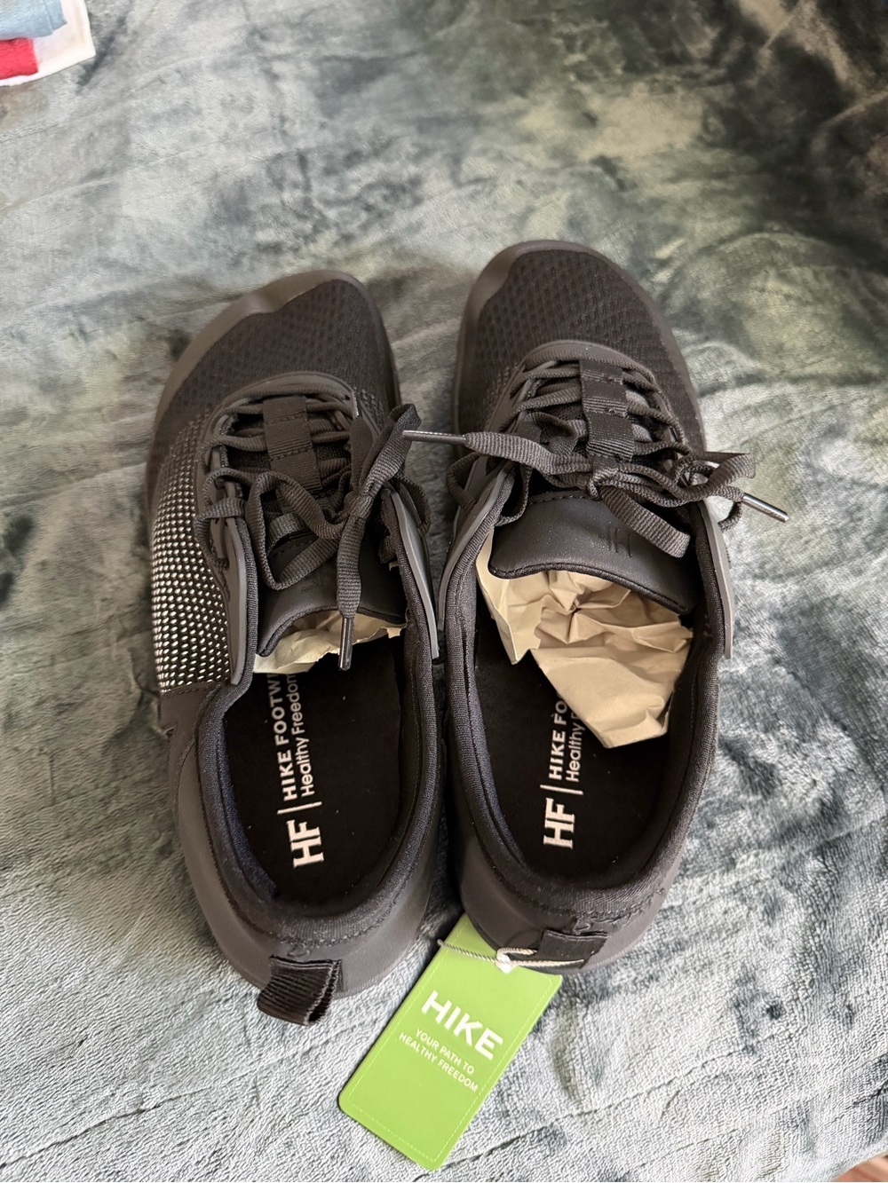 Hike Men’s Black Athletic Walking Shoes